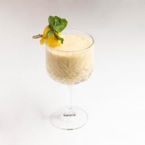 Фруктовый коктейль с манго