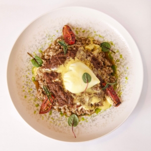 Тушенка с гречкой