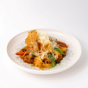 Тальятелле с говядиной и  овощами 