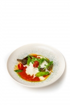 Запеченный баклажан со страчателлой NEW