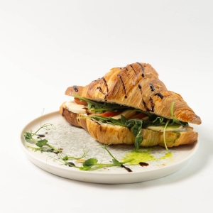 Круассан капрезе